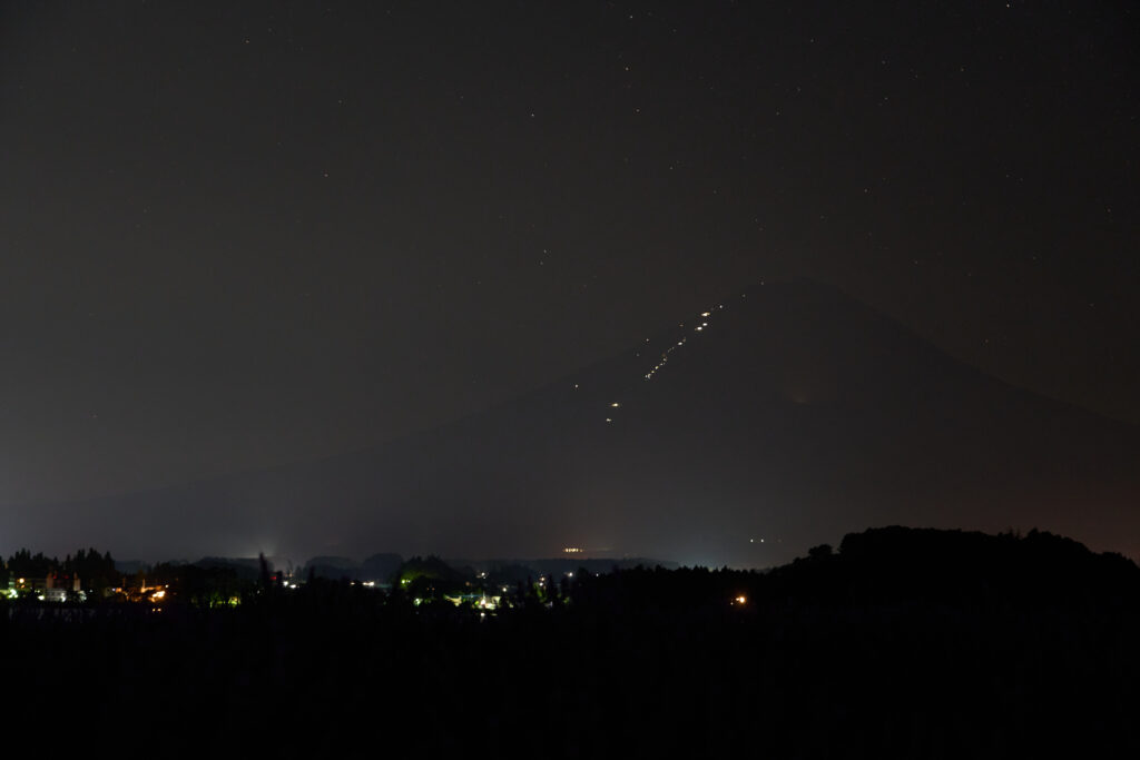 23時頃の富士山
